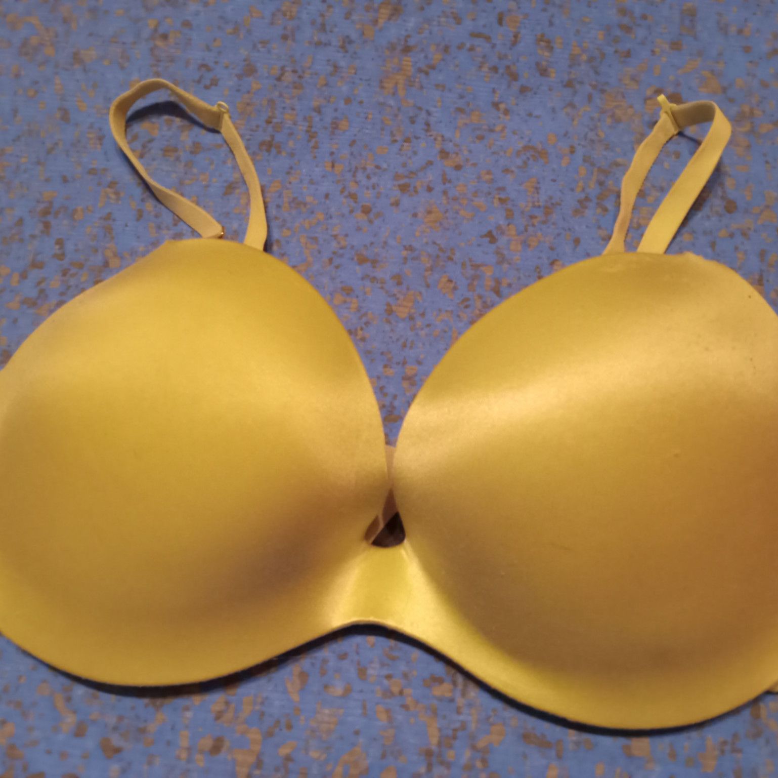 Bra 34D