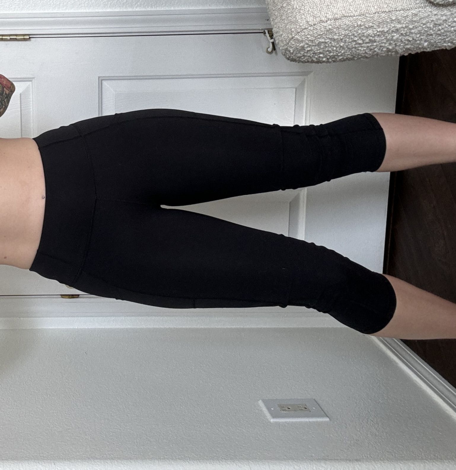 limited time! closet cleanout black capri workout leggings