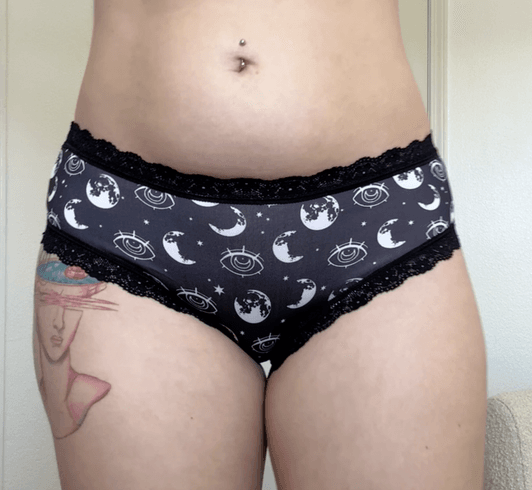 free shipping: moon pattern panties