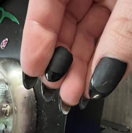 Fancy Black Nail Shed