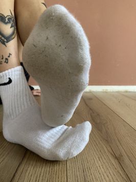 5 Days Well Worn White Nike Socks