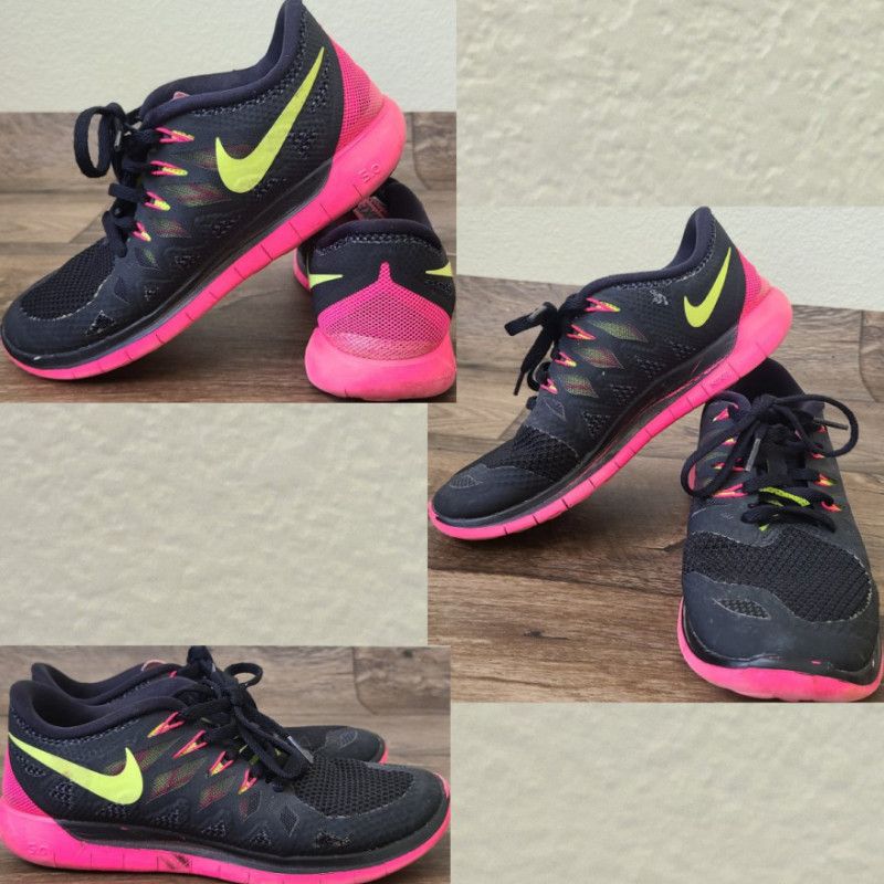 Black and pink Nikes