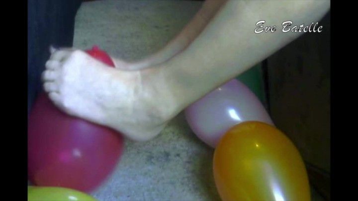 Balloon Pop with Bare Feet HD