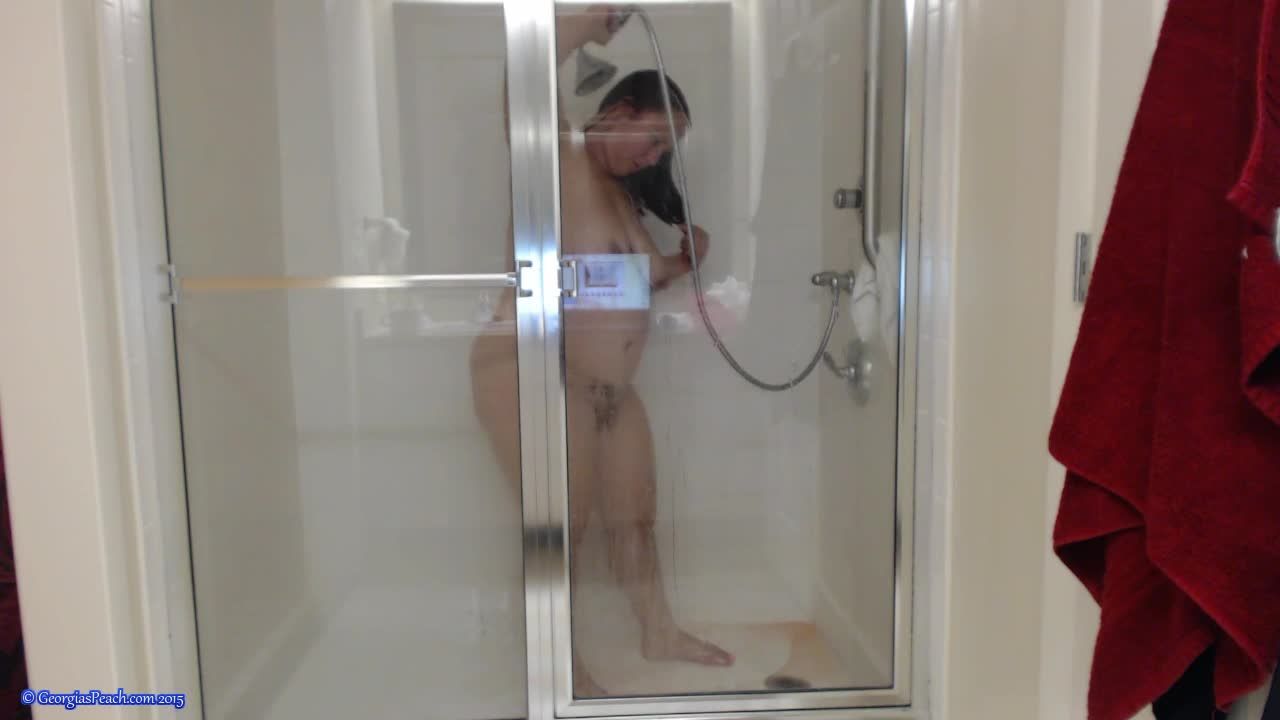 Shower Pervert