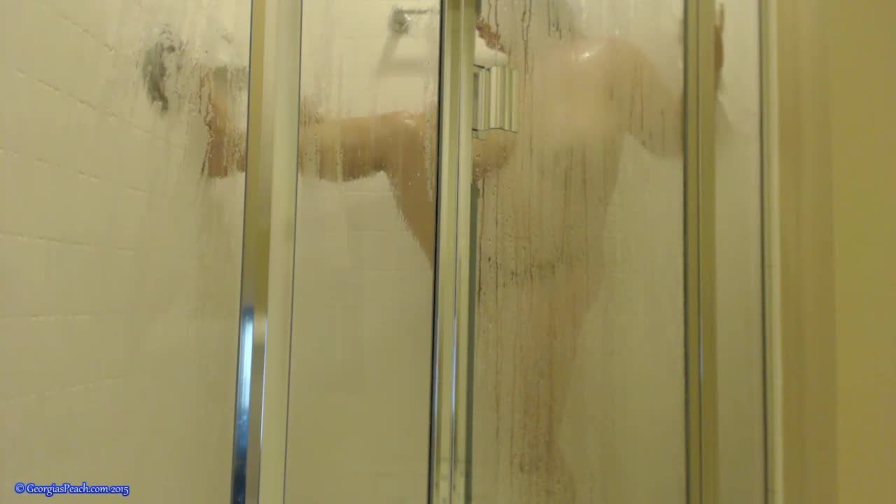 Perv on Me In the Shower