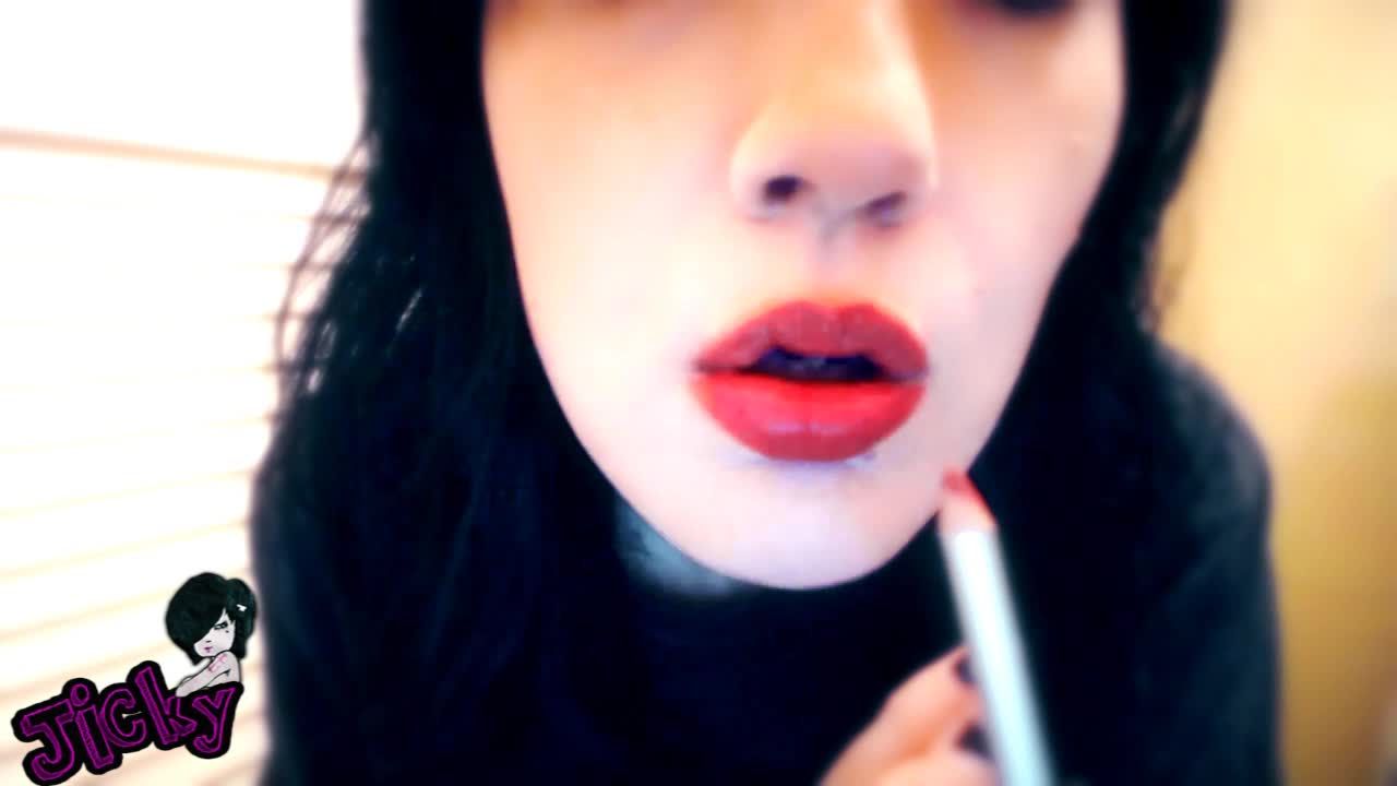 Lots of Lipstick
