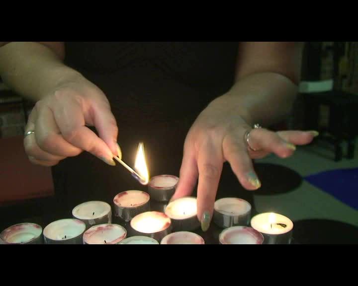 Annadevot: I light candles