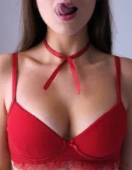 Valentine Vibes Contest - ManyVids