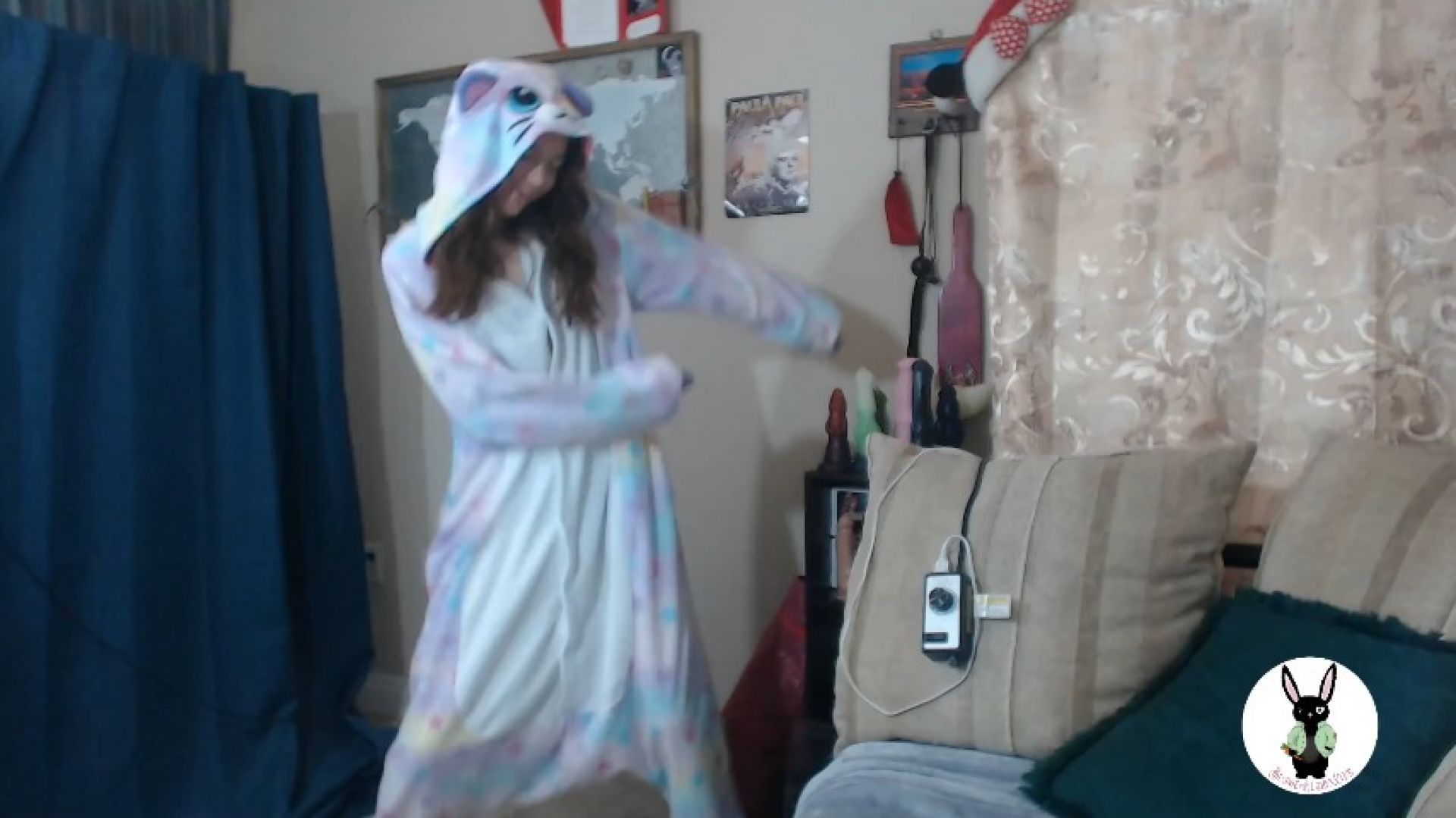 Just a cute dance video from a live stream