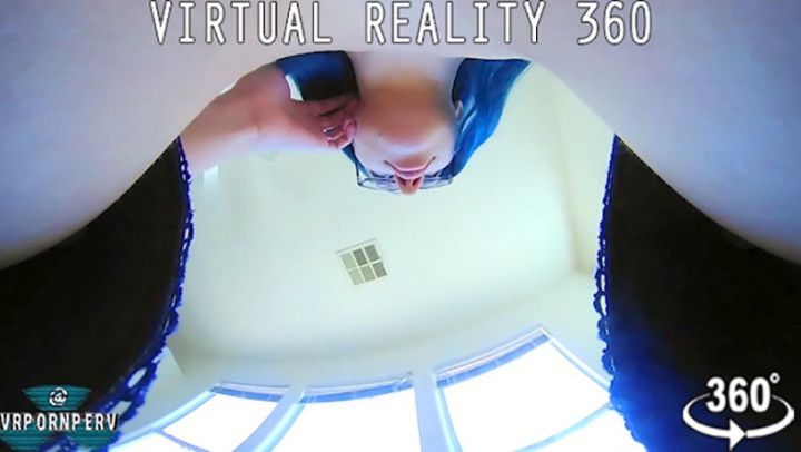 VR360 - Unaware Giantess Bra Hiding