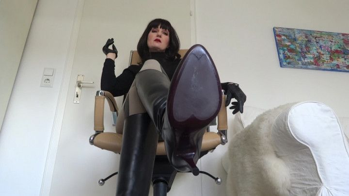 POV: Cum horny for your mistress of boot