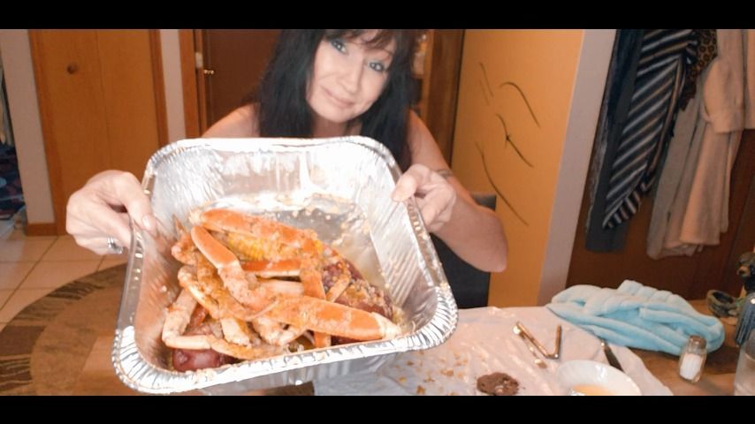 MUKBANG SNOWCRAB' CRABCAKES