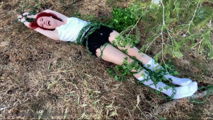 When Plants Attack 2 - Luna Lain HD