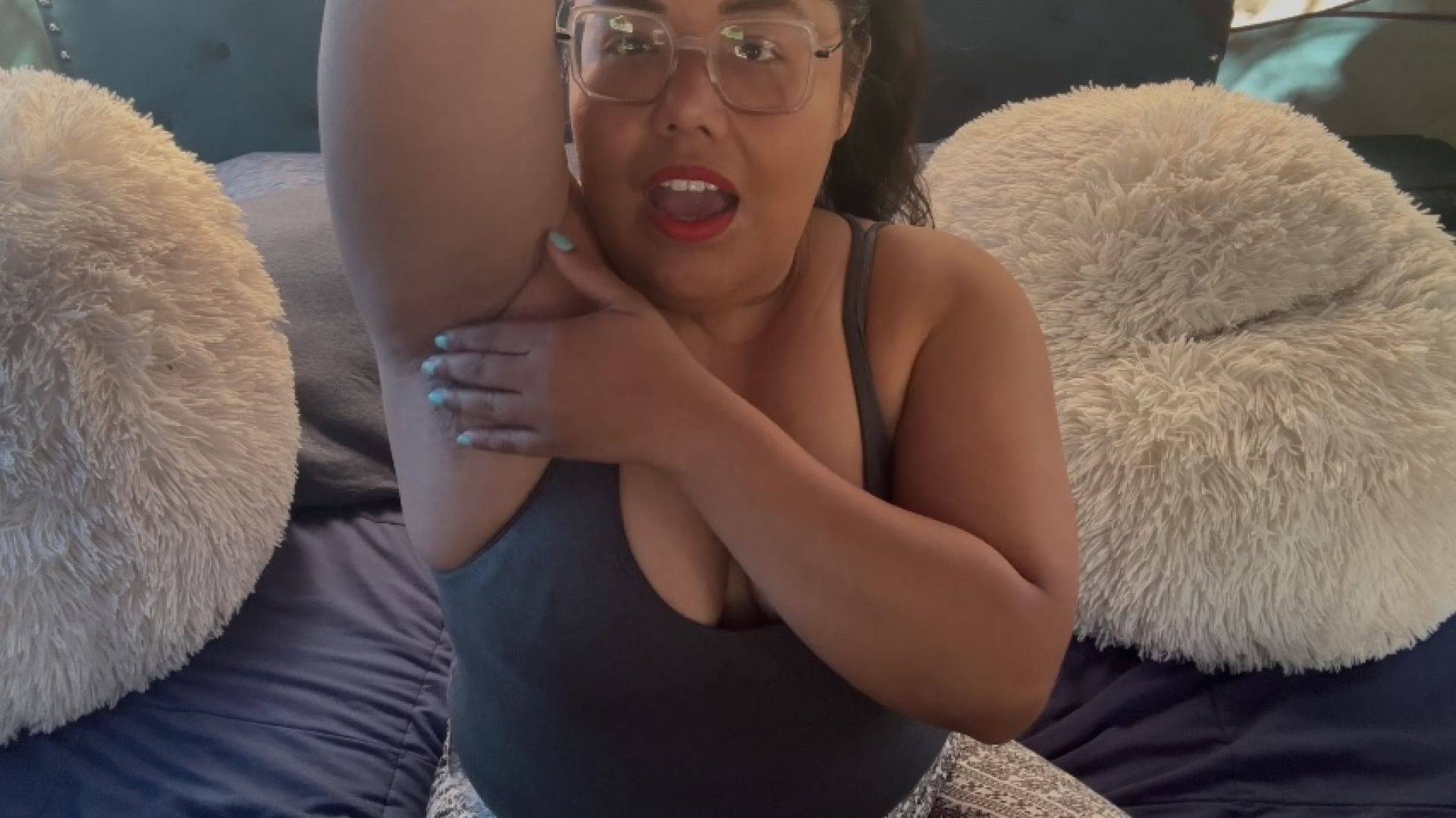 Hairy armpit Joi