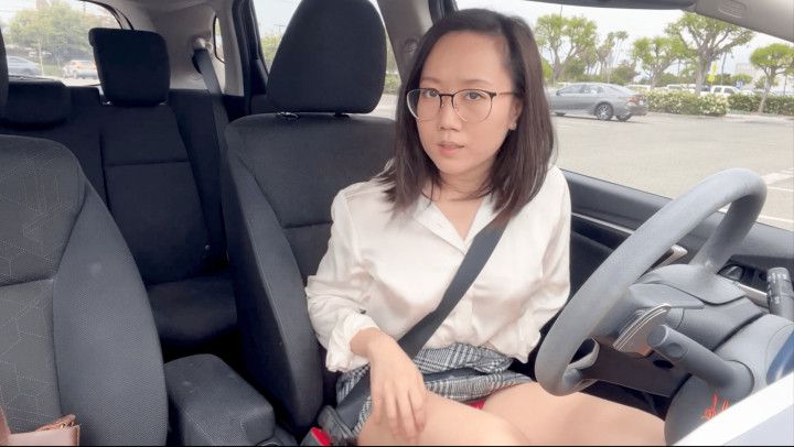 Office Girl: Seatbelt Wearing Masturbation