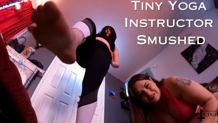 Tiny Yoga Instructor Smushed VR 360