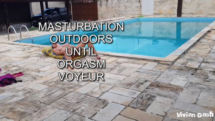 Orgasm moaning naked outdoors with toy