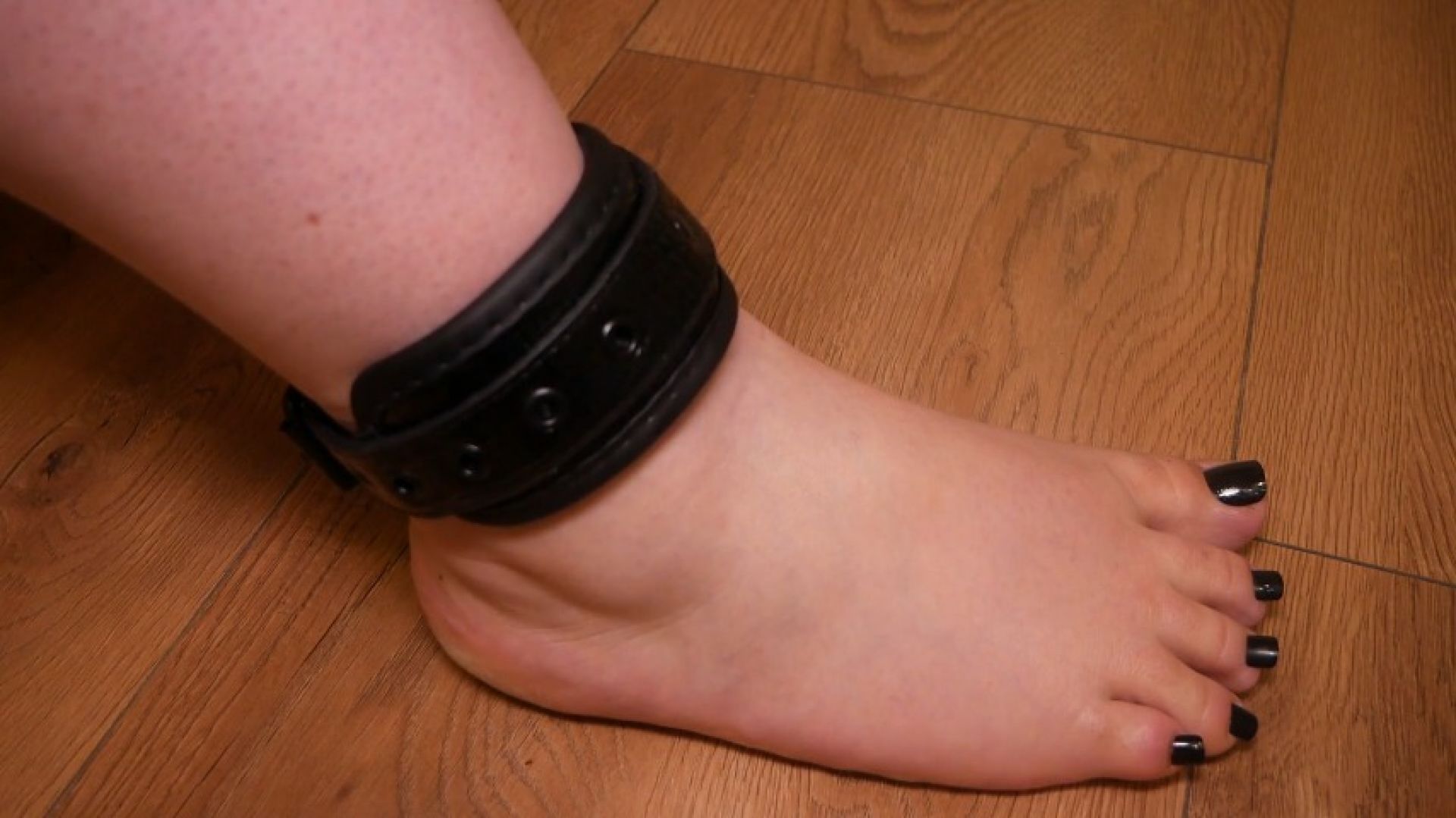 Worship Right foot in Black foot cuffs no talking