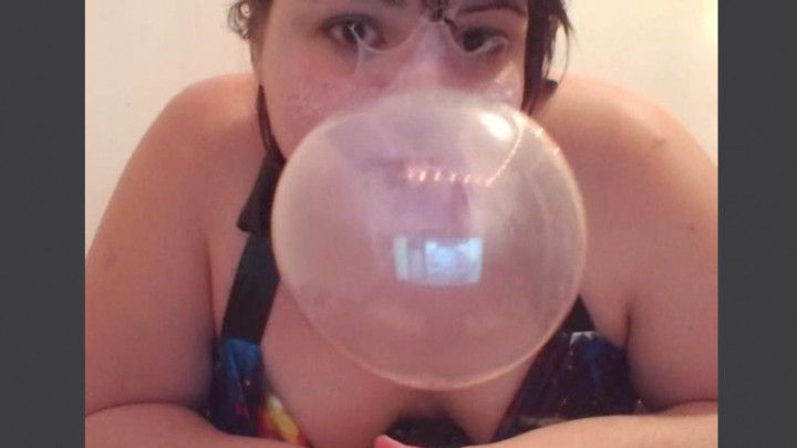 Extreme BubbleGum Facial w/ Layla Moore