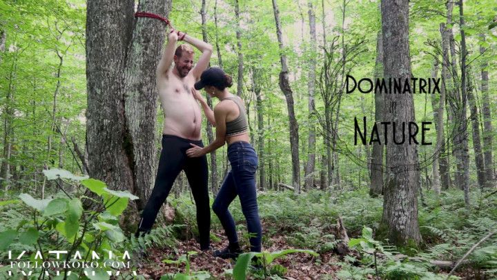 Dominatrix in Nature