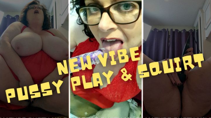 Squirting Play with New Vibe