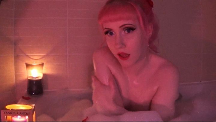 Romantic bathtub JOI Evie Rees