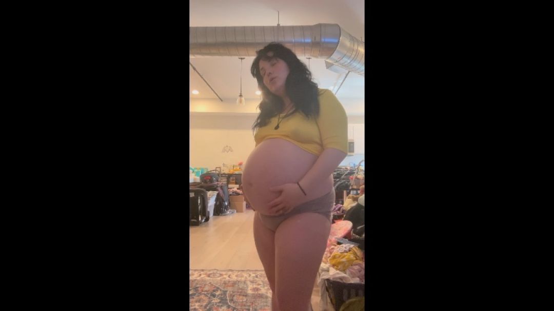 9 month showing up huge belly inflate deflate