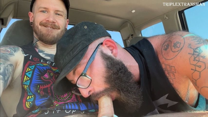 Dudes Jacking and Sucking in the Truck