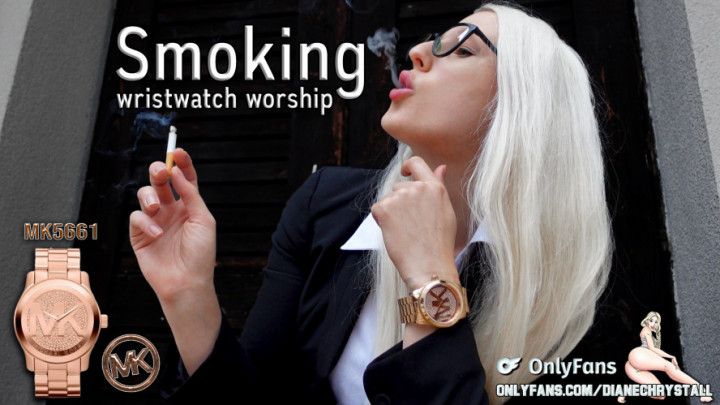 Smoking Marlboro Red 100 &amp; Wristwatch Worship MK5661