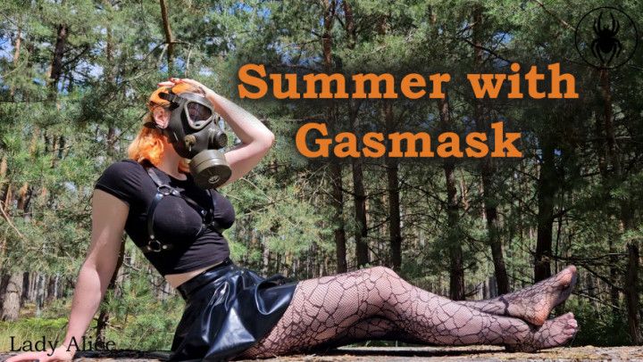 Summer with Gasmask