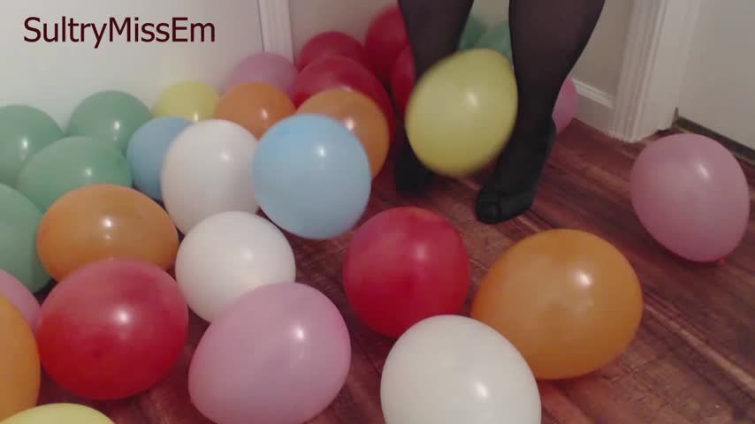 Balloon Stomping w Heels/Stockings