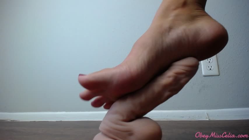 Comparing My Feet To Your Loser Dick