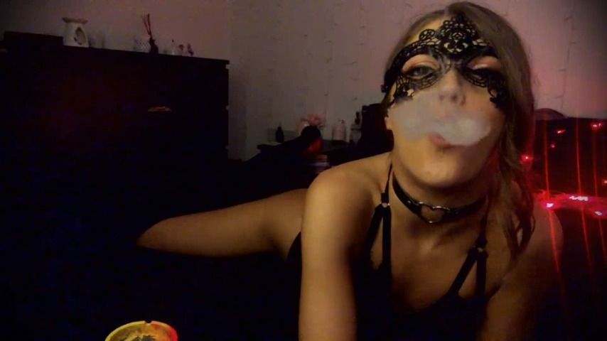 Smoking GoddesSs Wants Worshipping