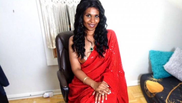 Indian MILF shows her filthy panties