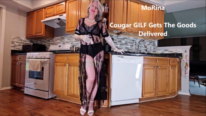 Cougar GILF Gets The Goods Delivered - MoRina roleplay