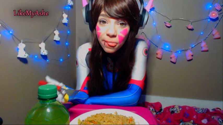 D.Va Noodle and Dew Mukbang ASMR