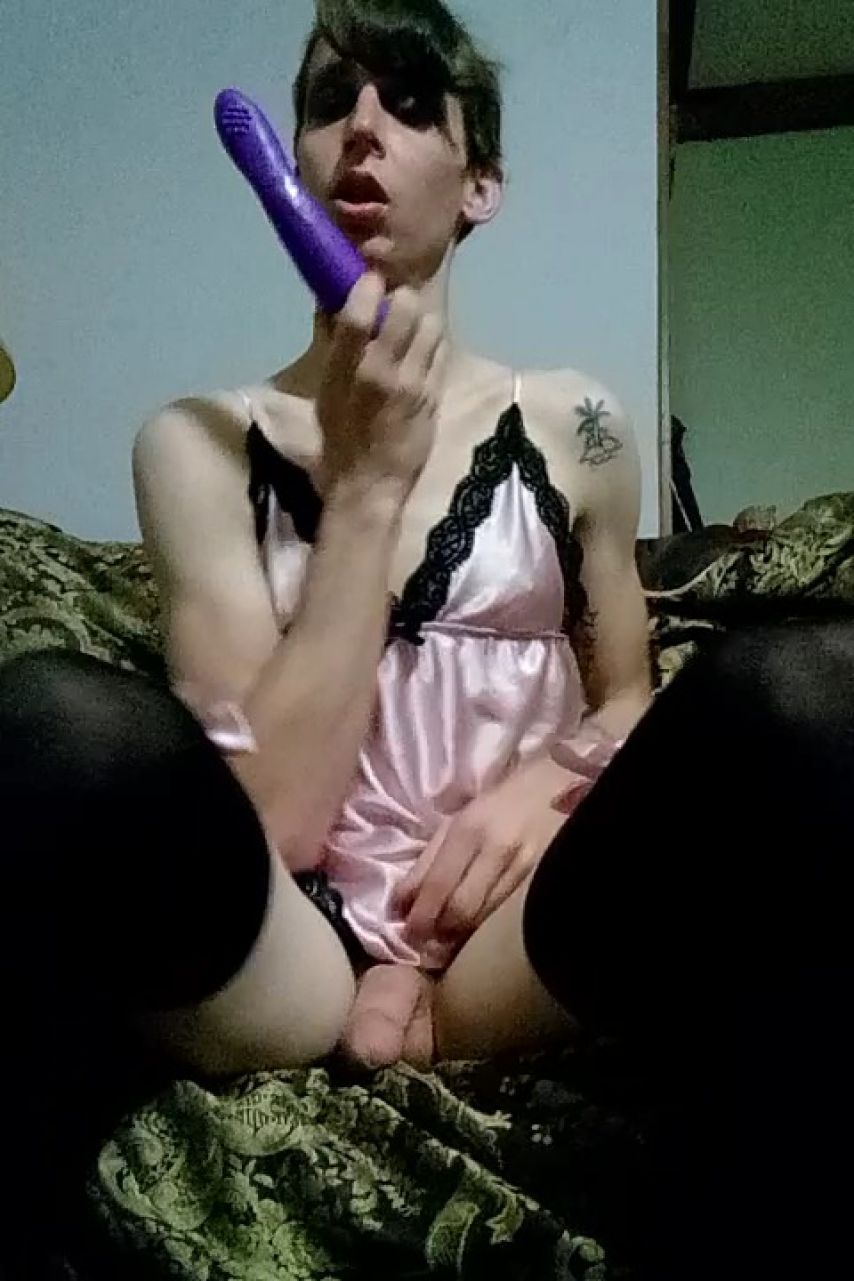 Sissy cummies