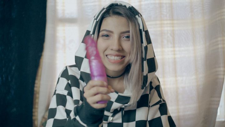 My first dildo review