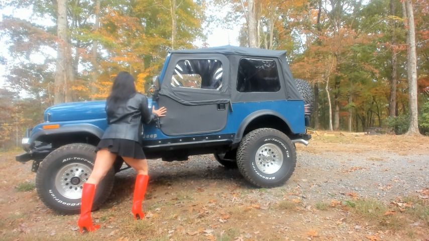 the struggle voyeur in leather and boots