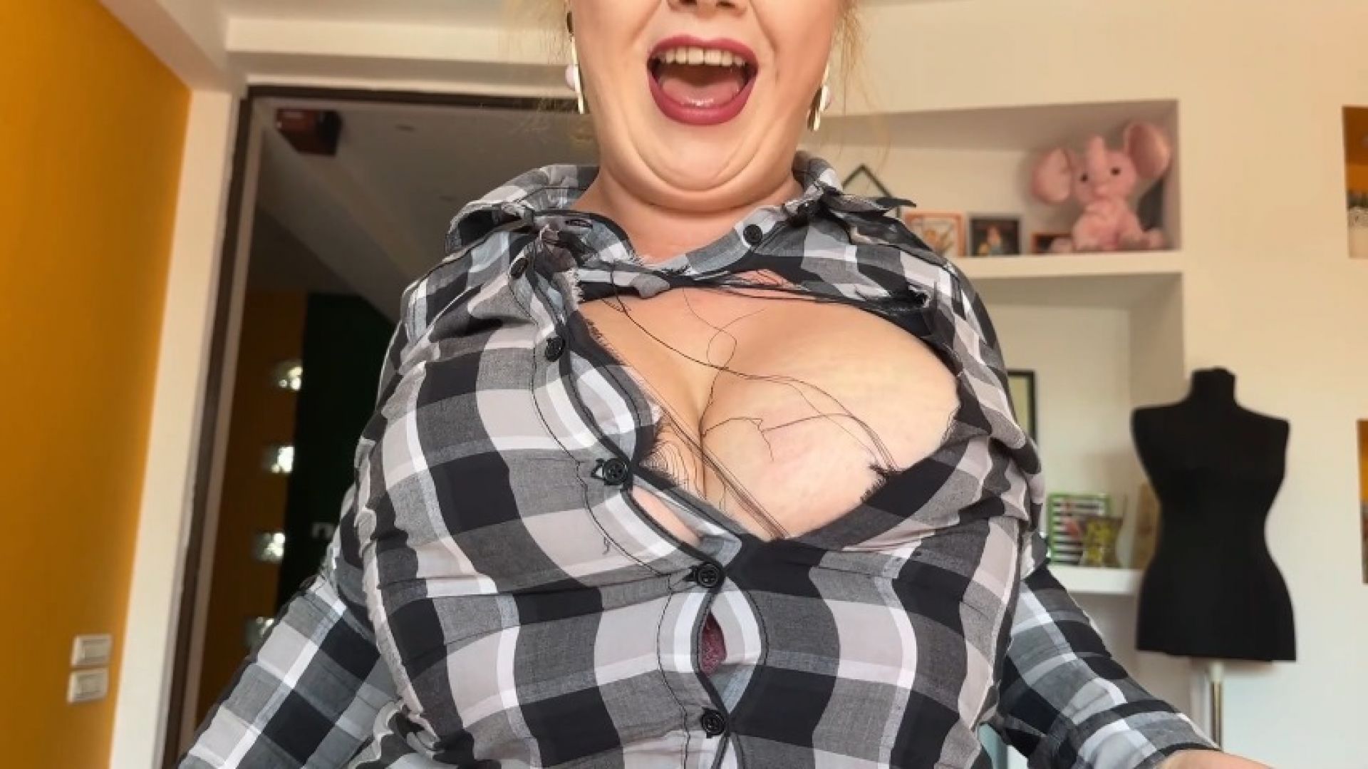 Your small tits Gf's shirt