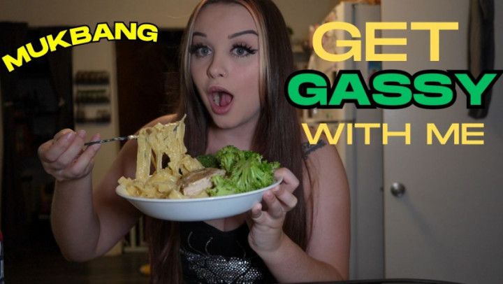 Get Gassy with Me | Fetuccine Alfredo Mukbang