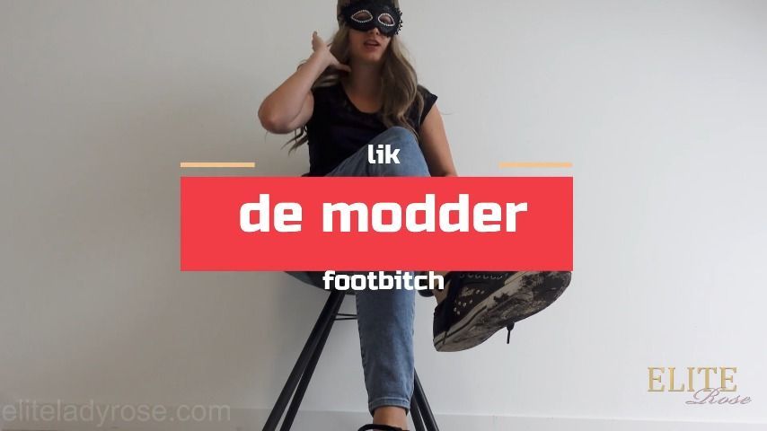 Lik de modder footbitch