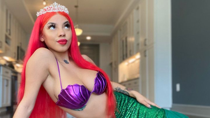 JOI! Ariel punishes Flounder for spying