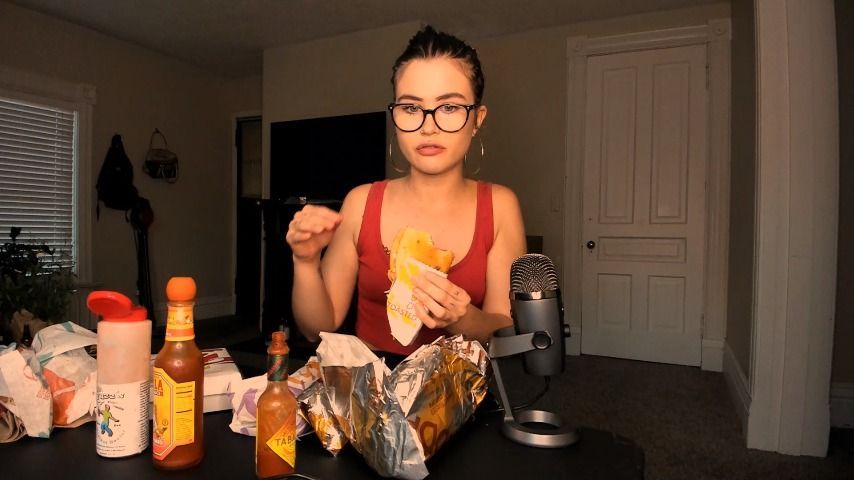 TACO BELL MUKBANG