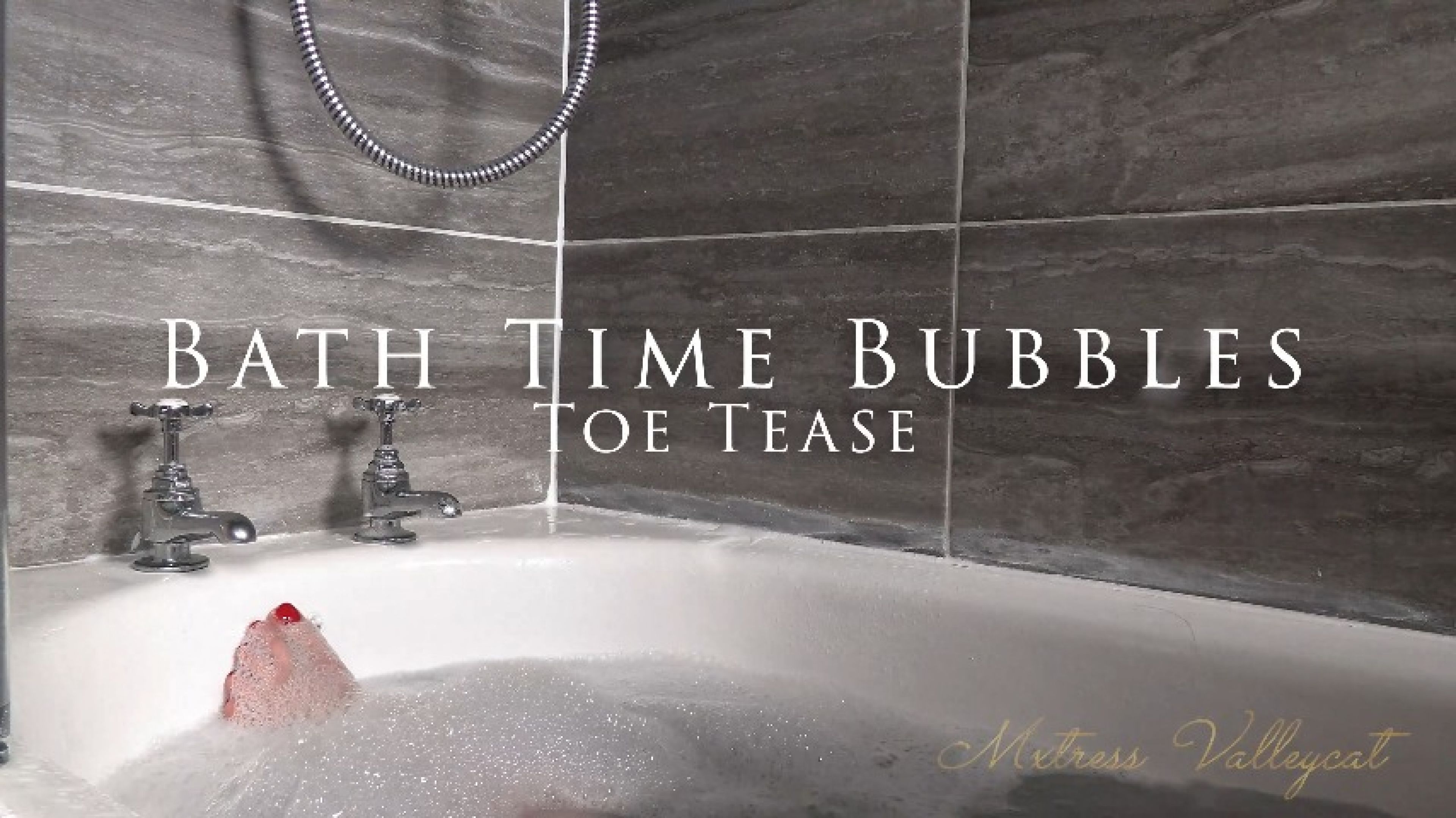 Bath Time Bubbles Toe Tease