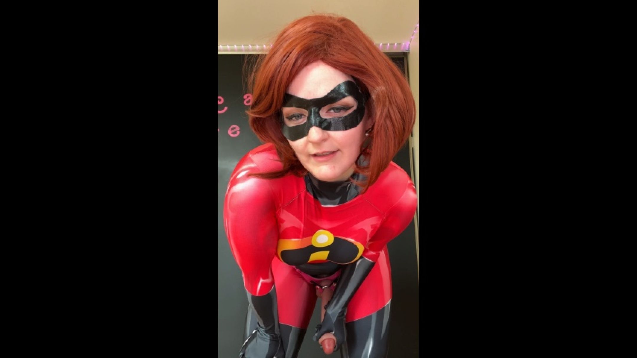 Cum Denial for the Weak: Mrs. Incredible's Superheroic Tease