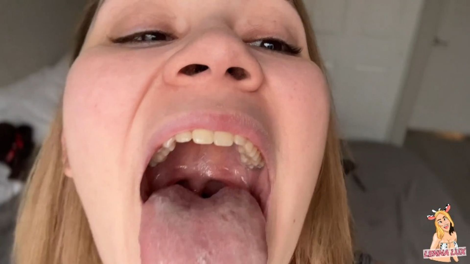 Hungry GF Wants To Tease You And Swallow You