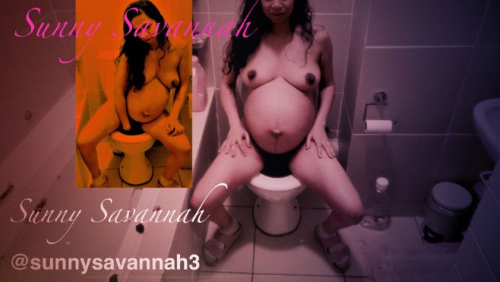 Peeing Naked at 9 Months Pregnant