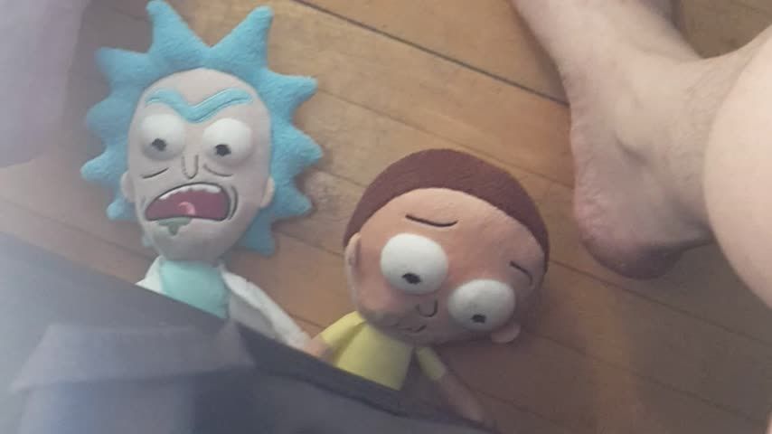 Giantess Tramples Rick n Morty Barefoot