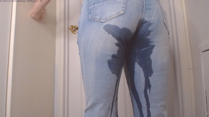 Wetting My Jeans During Sneeze Fit